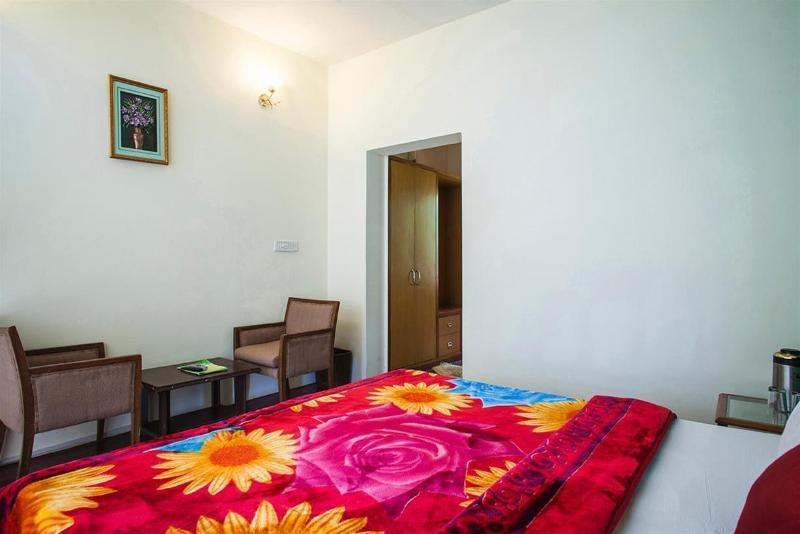 Oyo 28425 Dal Lake Resort Dharamshala Luaran gambar