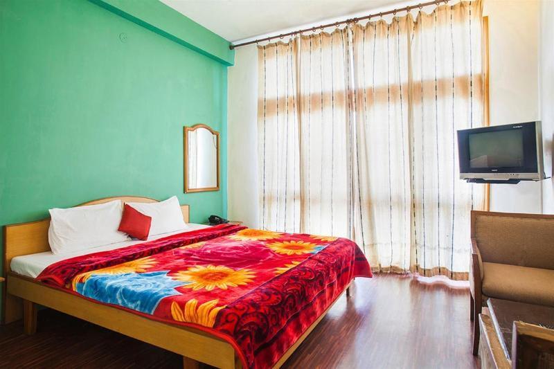 Oyo 28425 Dal Lake Resort Dharamshala Luaran gambar