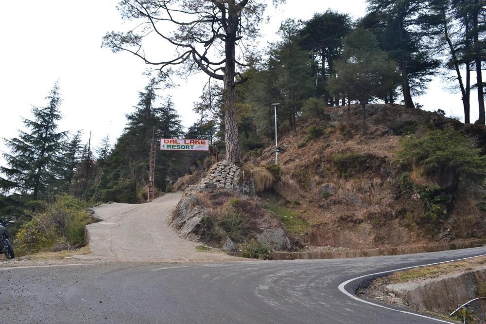 Oyo 28425 Dal Lake Resort Dharamshala Luaran gambar