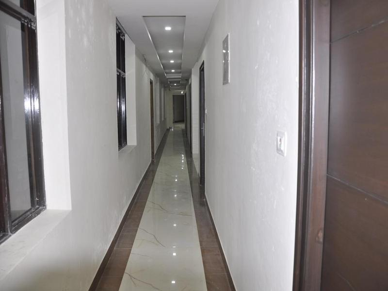 Oyo 28425 Dal Lake Resort Dharamshala Luaran gambar